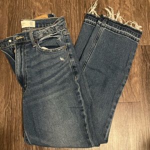 NWOT ABERCROMBIE AND FITCH Ankle Jeans